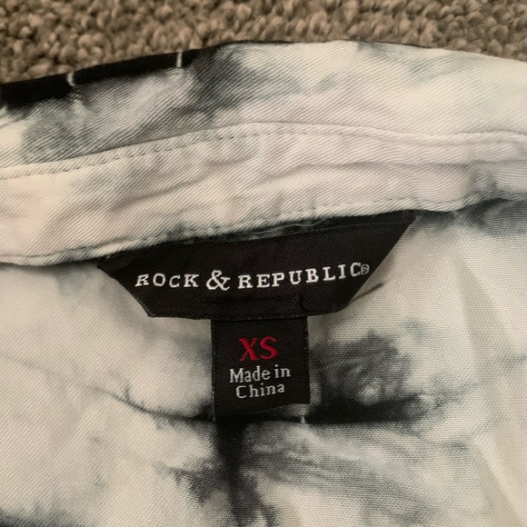 Collared button down - Picture 6 of 6